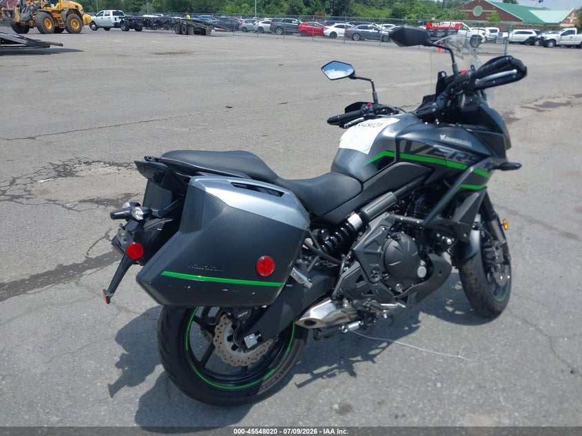 2019 Kawasaki VIN JKALEEF10KDA31060 IAAI salvage auction — NORMAL WEAR, Clear (Virginia), sold $1,750 on 2026-07-22 (photo 4)