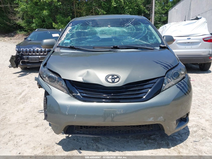 2011 Toyota Sienna VIN 5TDKK3DC5BS047498 IAAI salvage auction — FRONT END, Salvage (Massachusetts), sold $650 on 2026-07-28 (photo 6)
