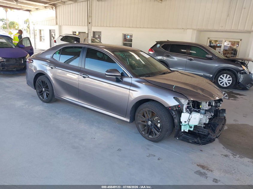 2024 Toyota Camry VIN 4T1R11AK6RU252279 — IAAI salvage auction photo