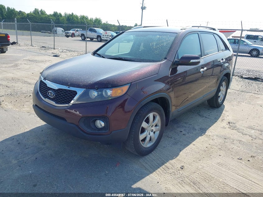 2013 Kia Sorento VIN 5XYKT4A68DG324355 IAAI salvage auction — UNKNOWN, Clear (North Carolina), sold $725 on 2026-07-18 (photo 2)