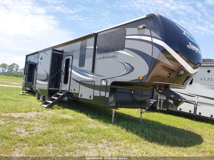 2016 Jayco Seismic VIN 1UJCJSCV4G19H0107 — IAAI salvage auction photo