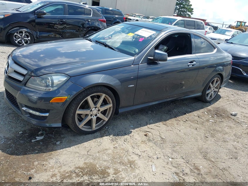 2012 Mercedes-benz C-klasse VIN WDDGJ4HB6CF763267 IAAI salvage auction — SIDE, Salvage Title, sold $1,300 on 2026-08-12 (photo 2)