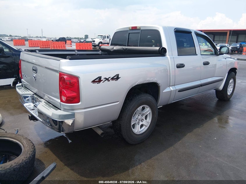 2005 Dodge Dakota VIN 1D7HW48K95S289590 IAAI salvage auction — FRONT END, Salvage (Missouri), sold $975 on 2026-07-31 (photo 4)