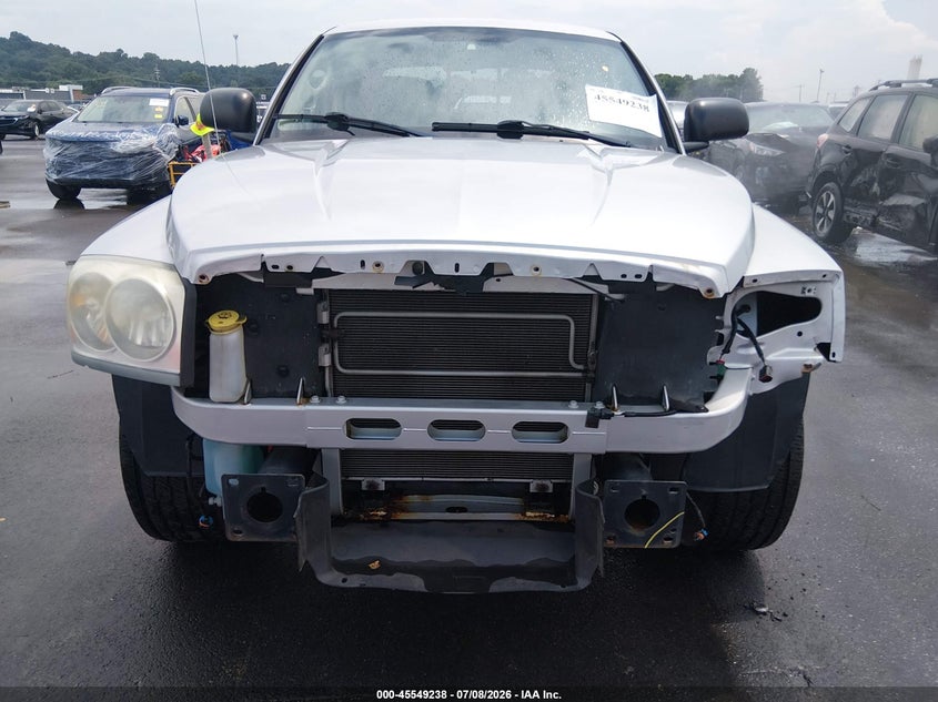 2005 Dodge Dakota VIN 1D7HW48K95S289590 IAAI salvage auction — FRONT END, Salvage (Missouri), sold $975 on 2026-07-31 (photo 6)