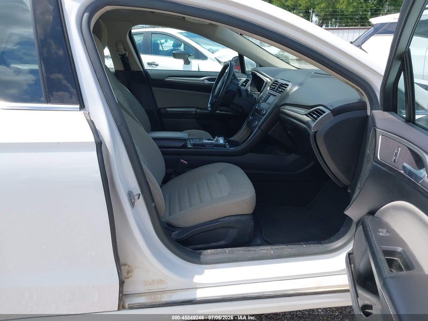 2018 Ford Fusion VIN 3FA6P0UU8JR141991 IAAI salvage auction — NORMAL WEAR, Sf97 (Missouri), sold $12,550 on 2026-09-03 (photo 5)