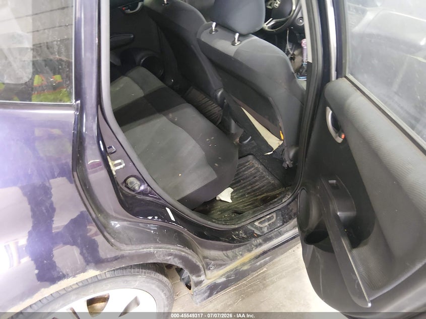 2009 Honda Fit VIN JHMGE87469S032555 IAAI salvage auction — NORMAL WEAR, Clear (North Dakota), sold $800 on 2026-07-30 (photo 8)