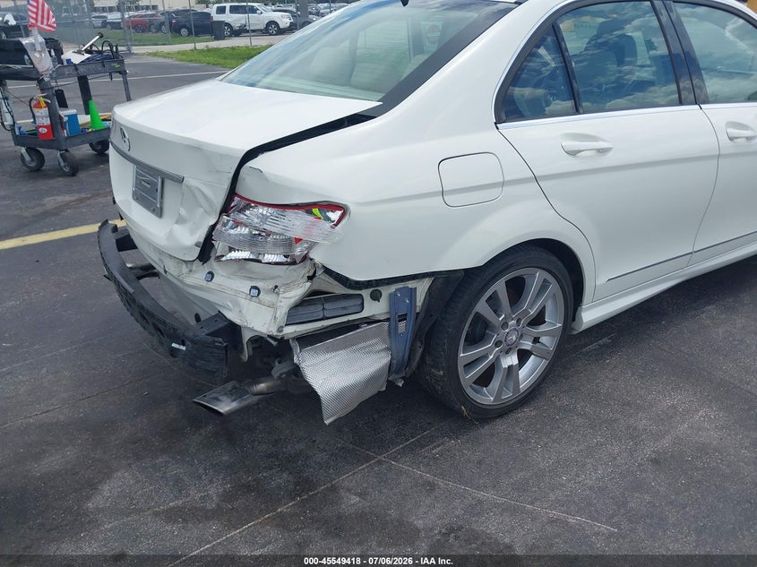 2011 Mercedes-benz C class VIN WDDGF5EB0BF656208 IAAI salvage auction — FRONT END, Rebuildable (Florida), sold $1,300 on 2026-08-13 (photo 6)