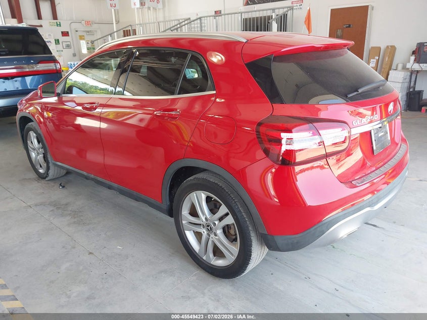2020 Mercedes-benz Gla-klasse VIN W1NTG4EB1LU031029 IAAI salvage auction — WATER/FLOOD, Clear (Virginia), sold $5,350 on 2026-07-17 (photo 3)
