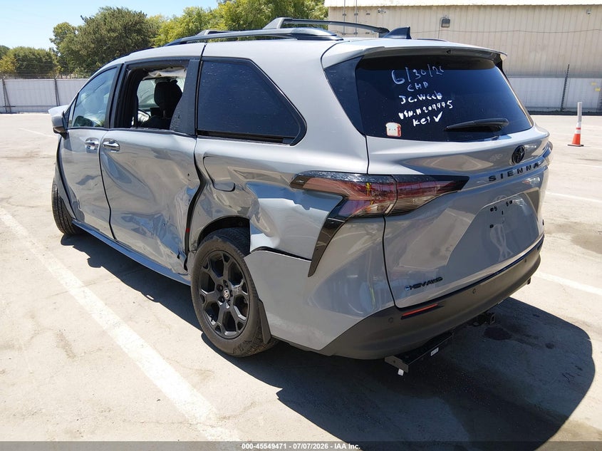 2025 Toyota Sienna VIN 5TDCSKFC9SS204445 IAAI salvage auction — FRONT END, Salvage (California), sold $7,850 on 2026-08-20 (photo 3)