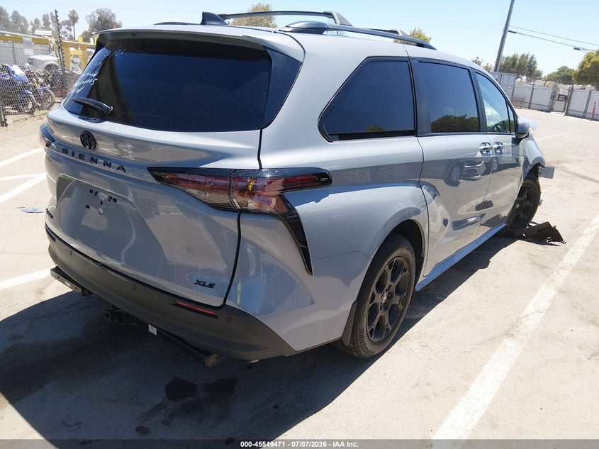 2025 Toyota Sienna VIN 5TDCSKFC9SS204445 IAAI salvage auction — FRONT END, Salvage (California), sold $7,850 on 2026-08-20 (photo 4)