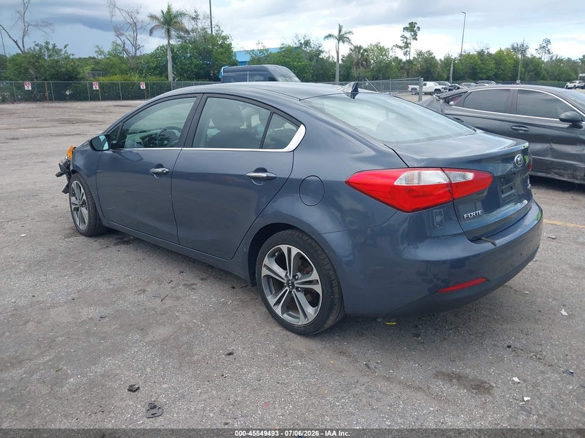 2016 Kia Forte VIN KNAFX4A88G5553023 IAAI salvage auction — FRONT END, Salvage Title, sold $1,050 on 2026-07-27 (photo 3)