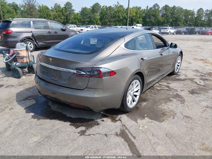 2016 Tesla Model s VIN 5YJSA1E12GF146618 IAAI salvage auction — LEFT REAR, Salvage Title, sold $5,425 on 2026-09-01 (photo 4)