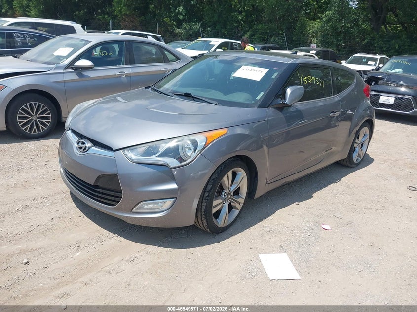 2013 Hyundai Veloster VIN KMHTC6AD1DU146359 IAAI salvage auction — NORMAL WEAR, Clear (Indiana), sold $25 on 2026-07-29 (photo 2)