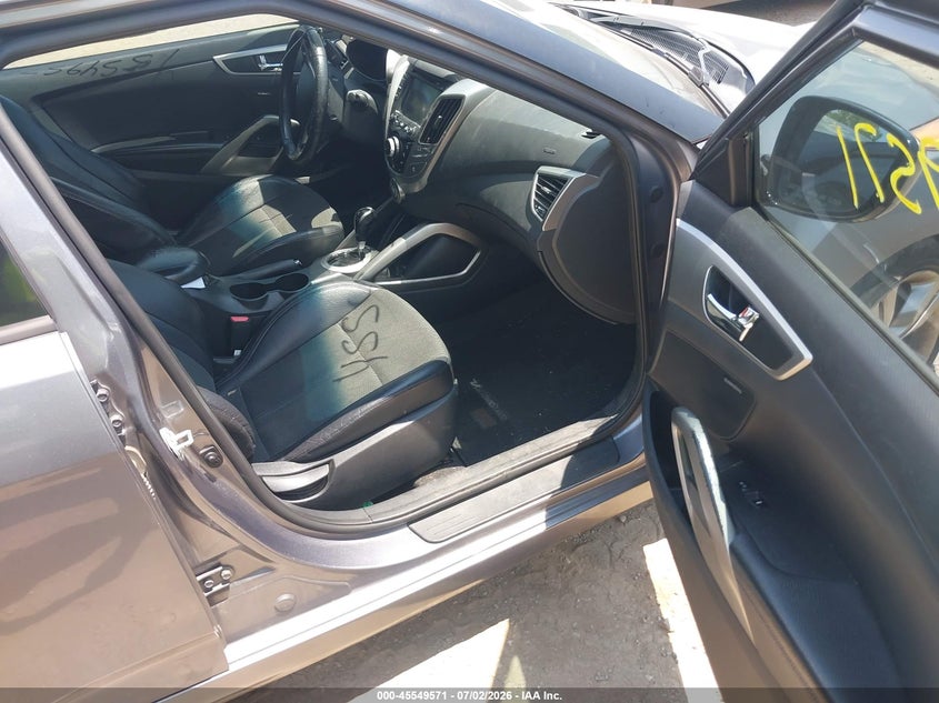 2013 Hyundai Veloster VIN KMHTC6AD1DU146359 IAAI salvage auction — NORMAL WEAR, Clear (Indiana), sold $25 on 2026-07-29 (photo 5)