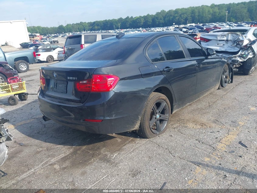 2012 BMW 3er VIN WBA3A5C55CF256714 IAAI salvage auction — LEFT FRONT, Salvage (Georgia), sold $350 on 2026-08-19 (photo 4)