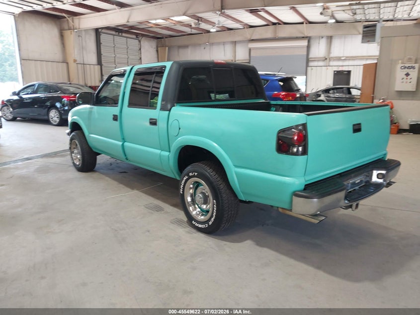 2001 Chevrolet S-10 VIN 1GCDT13W01K238001 IAAI salvage auction — UNKNOWN, Clear (North Carolina), sold $8,000 on 2026-08-06 (photo 3)