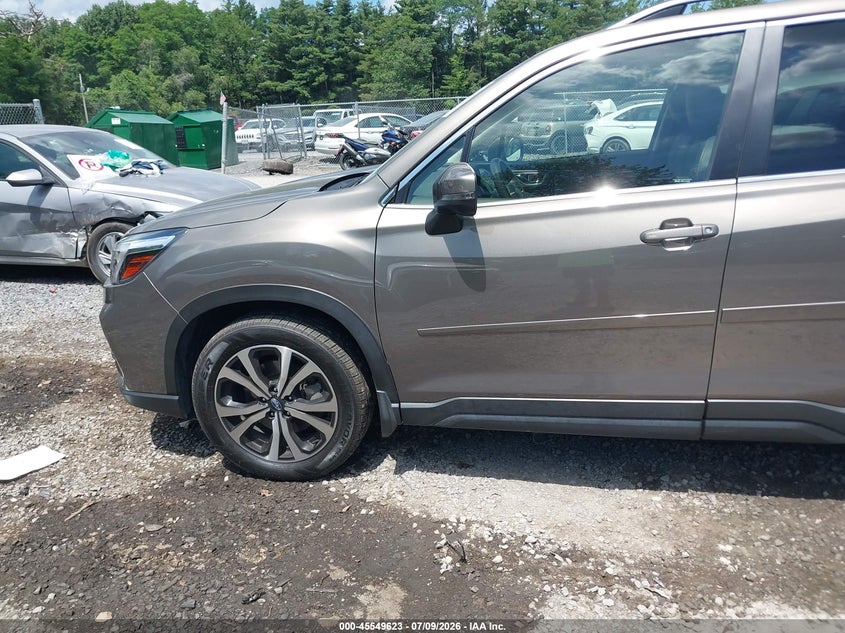 2021 Subaru Forester VIN JF2SKAUC9MH591709 IAAI salvage auction — NORMAL WEAR, Salvage Title, sold $19,250 on 2026-07-28 (photo 6)