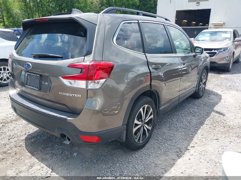 2021 Subaru Forester VIN JF2SKAUC9MH591709 IAAI salvage auction — NORMAL WEAR, Salvage Title, sold $19,250 on 2026-07-28 (photo 4)