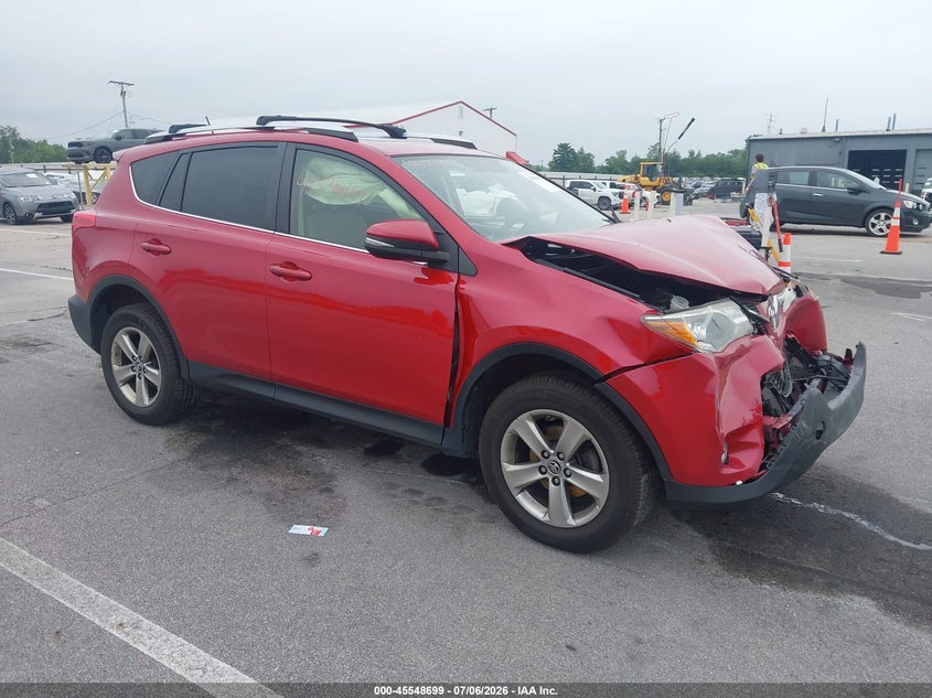 2015 Toyota Rav 4 VIN JTMRFREV6FJ048796 IAAI salvage auction — FRONT END, Clear (Indiana), sold $2,650 on 2026-07-31 (photo 1)