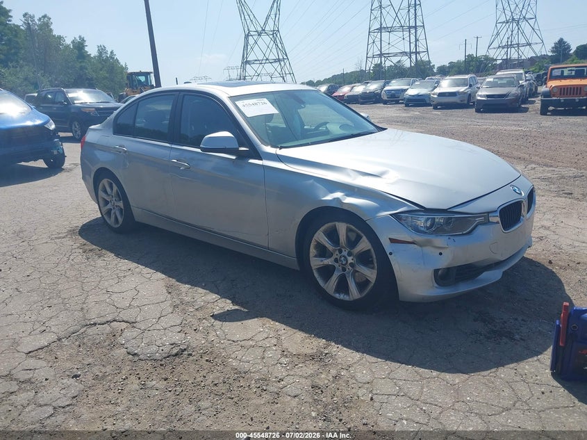 2013 BMW 3er VIN WBA3A9G52DN236784 IAAI salvage auction — RIGHT SIDE, Salvage (Pennsylvania), sold $2,850 on 2026-07-17 (photo 1)
