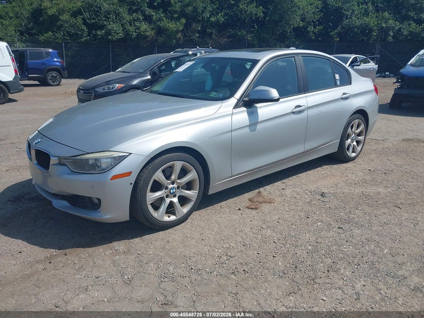 2013 BMW 3er VIN WBA3A9G52DN236784 IAAI salvage auction — RIGHT SIDE, Salvage (Pennsylvania), sold $2,850 on 2026-07-17 (photo 2)