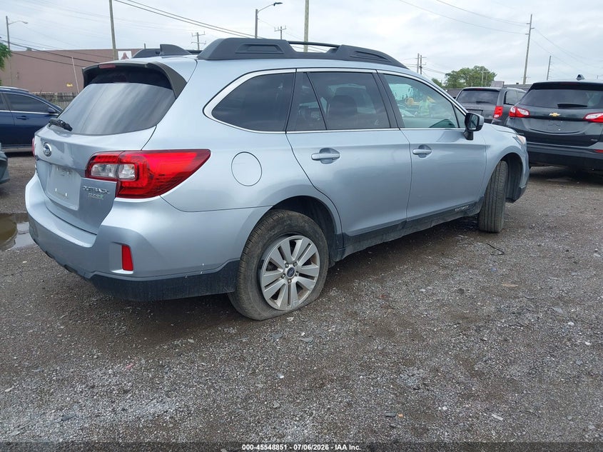 2017 Subaru Outback VIN 4S4BSACC2H3272201 IAAI salvage auction — LEFT & RIGHT, Clear (Michigan), sold $2,300 on 2026-07-23 (photo 4)