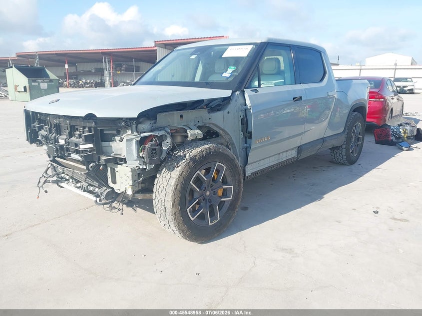 2022 Rivian R1t VIN 7FCTGAAA4NN015823 IAAI salvage auction — FRONT END, Original (Texas), sold $12,900 on 2026-08-02 (photo 2)