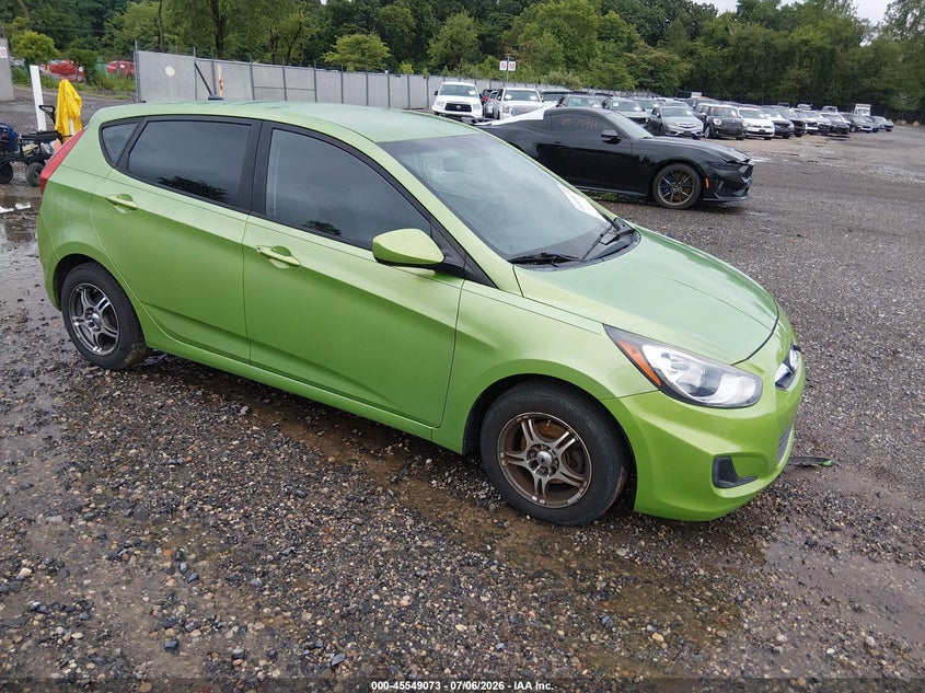 2013 Hyundai Accent VIN KMHCT5AE1DU135607 IAAI salvage auction — NORMAL WEAR, Clear (New Jersey), sold $575 on 2026-07-28 (photo 1)