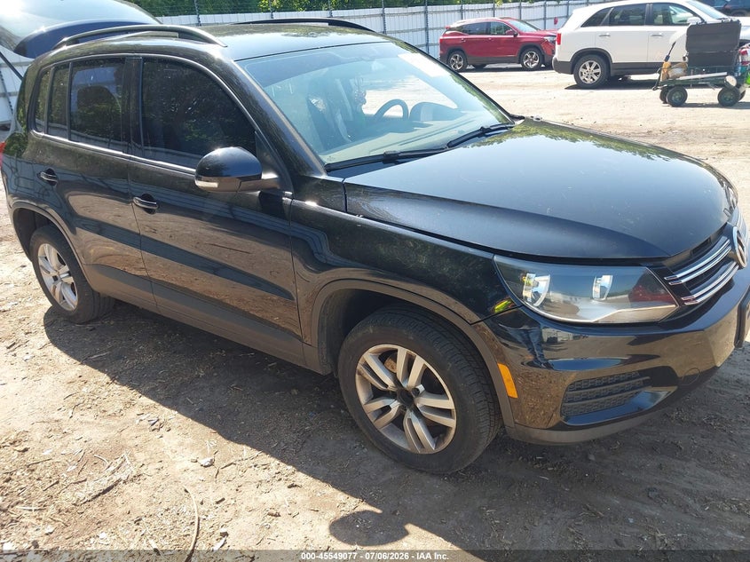 2016 Volkswagen Tiguan VIN WVGBV7AX7GW578100 IAAI salvage auction — LEFT SIDE, Salvage Title, sold $2,000 on 2026-08-17 (photo 1)