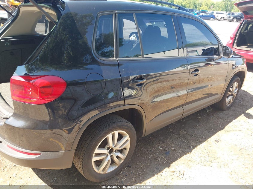 2016 Volkswagen Tiguan VIN WVGBV7AX7GW578100 IAAI salvage auction — LEFT SIDE, Salvage Title, sold $2,000 on 2026-08-17 (photo 4)