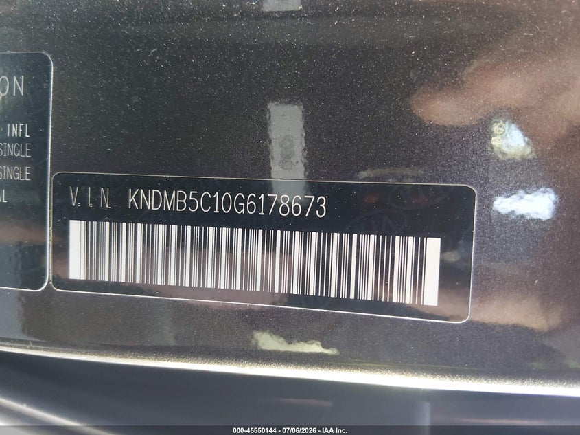2016 Kia SEDONA VIN KNDMB5C10G6178673 IAAI salvage auction — NORMAL WEAR, Salvage Title, sold $600 on 2026-07-24 (photo 9)