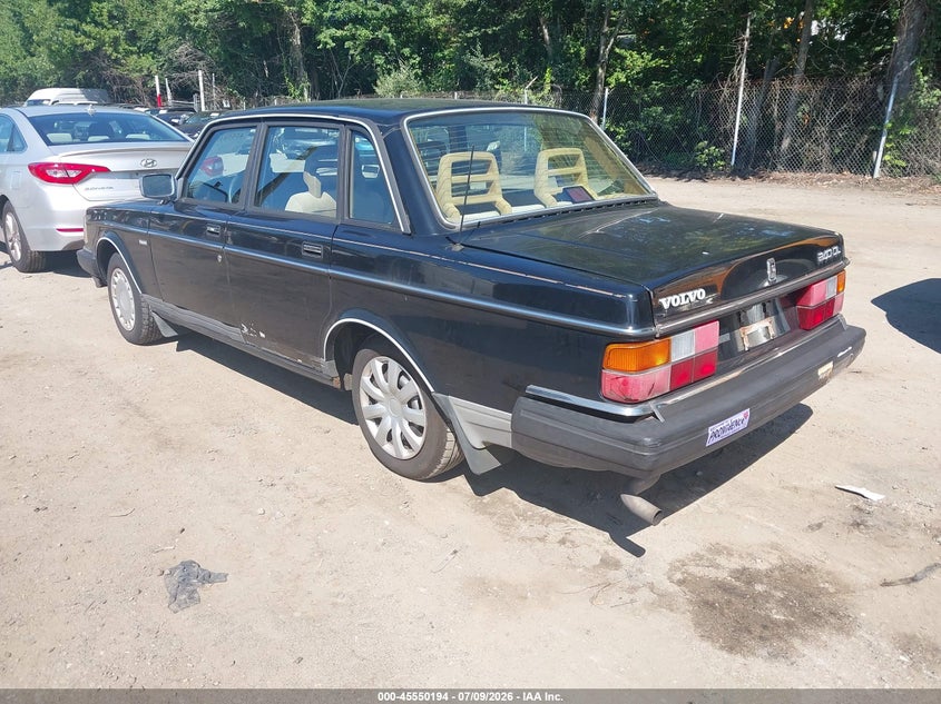 1990 Volvo 240 VIN YV1AA8848L1422145 IAAI salvage auction — RIGHT SIDE, Bill Of Sale (Rhode Island), sold $325 on 2026-08-11 (photo 3)