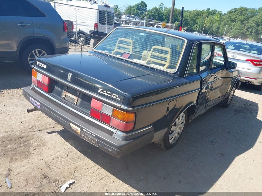 1990 Volvo 240 VIN YV1AA8848L1422145 IAAI salvage auction — RIGHT SIDE, Bill Of Sale (Rhode Island), sold $325 on 2026-08-11 (photo 4)