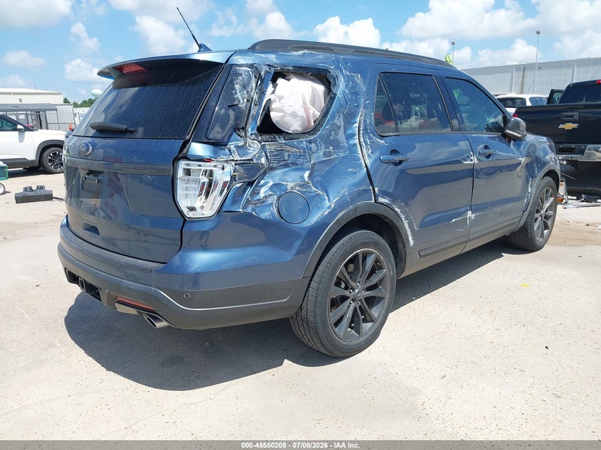 2018 Ford Explorer VIN 1FM5K7D82JGB17205 IAAI salvage auction — SIDE, Salvage (Texas), sold $1,950 on 2026-07-22 (photo 4)