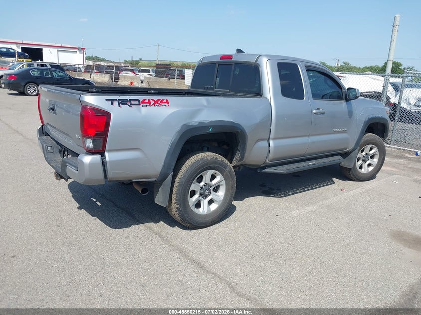 2019 Toyota Tacoma VIN 5TFSZ5AN4KX211704 IAAI salvage auction — SIDE, Junk (New Jersey), sold $8,300 on 2026-07-20 (photo 4)