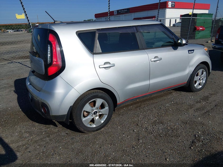 2017 Kia Soul VIN KNDJN2A20H7458755 IAAI salvage auction — NORMAL WEAR, Clear (Arkansas), sold $475 on 2026-07-29 (photo 4)