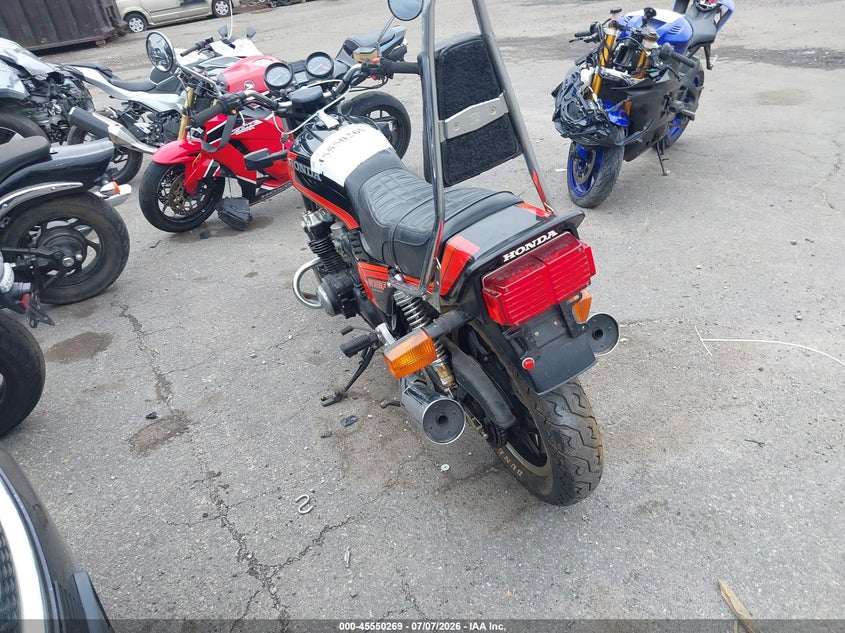 1982 Honda Cb750 VIN JH2RC0403CM301598 IAAI salvage auction — NORMAL WEAR, Clear (New York), sold $275 on 2026-07-21 (photo 3)
