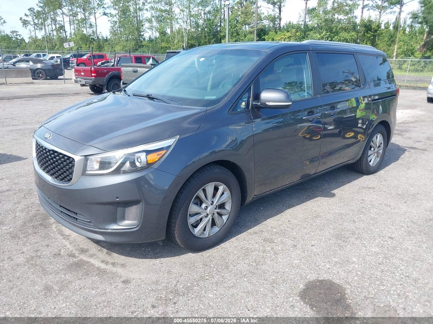 2017 Kia SEDONA VIN KNDMB5C10H6252823 IAAI salvage auction — NORMAL WEAR, Clear (Florida), sold $1,050 on 2026-07-21 (photo 2)