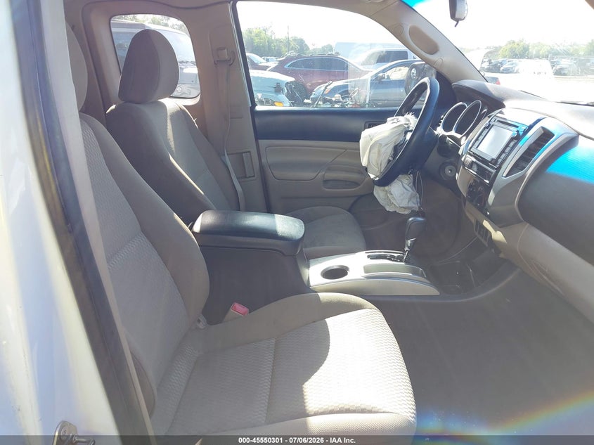 2014 Toyota Tacoma VIN 5TFTX4CNXEX043900 IAAI salvage auction — FRONT END, Rebuildable (Florida), sold $4,050 on 2026-07-20 (photo 5)