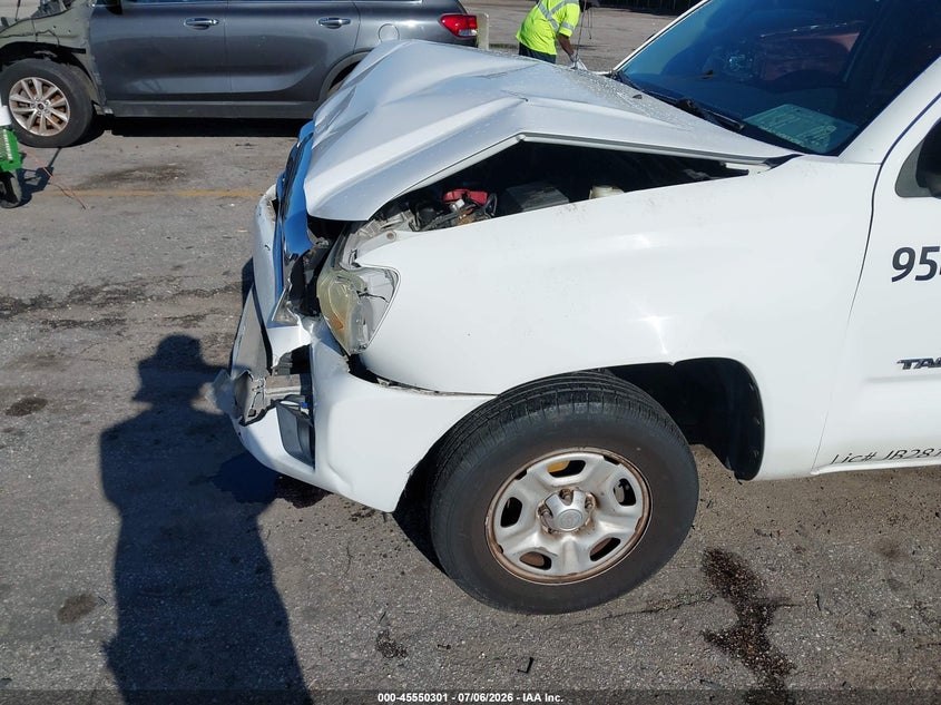 2014 Toyota Tacoma VIN 5TFTX4CNXEX043900 IAAI salvage auction — FRONT END, Rebuildable (Florida), sold $4,050 on 2026-07-20 (photo 6)