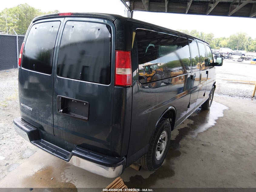 2017 Chevrolet Express 3500 VIN 1GAZGPFG1H1249101 IAAI salvage auction — NORMAL WEAR, Sf97 (Georgia), sold $18,850 on 2026-09-09 (photo 4)