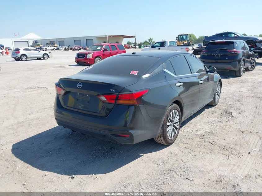 2023 Nissan Altima VIN 1N4BL4DV6PN339040 IAAI salvage auction — HAIL, Original (Texas), sold $8,100 on 2026-09-04 (photo 4)