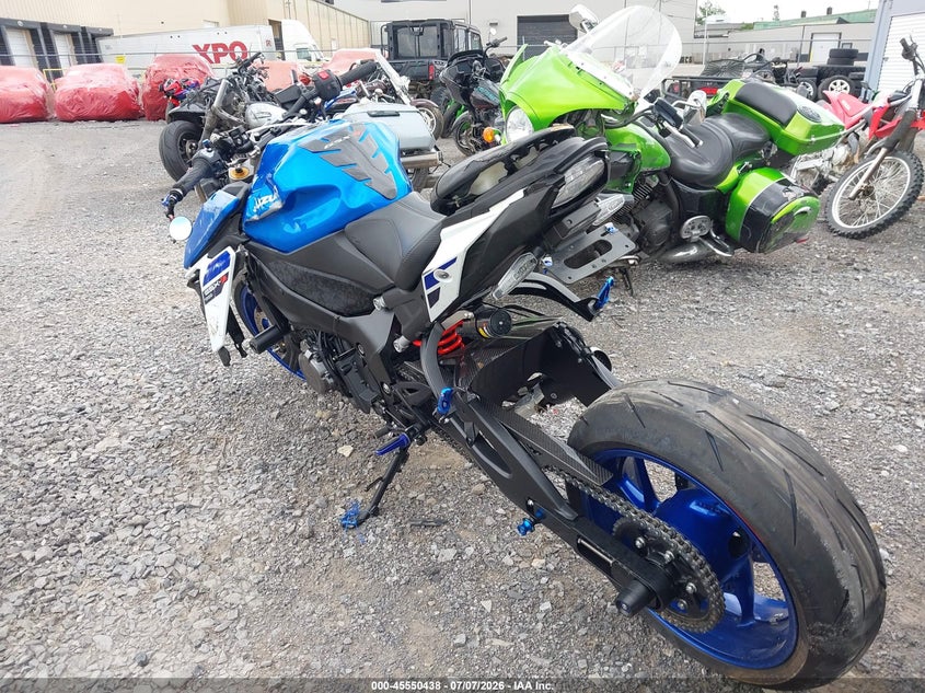 2024 Suzuki Gsx-s VIN JS1EK11B7R7100147 IAAI salvage auction — FRONT END, Mv-907A (New York), sold $825 on 2026-07-28 (photo 3)