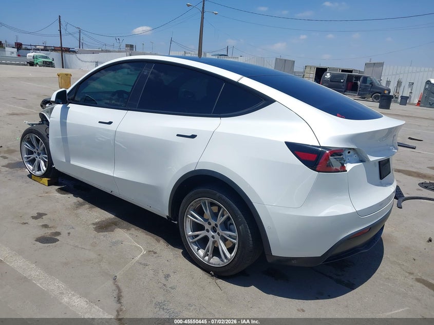 2021 Tesla Model y VIN 5YJYGAEE9MF259165 IAAI salvage auction — FRONT END, Salvage Title, sold $8,800 on 2026-07-17 (photo 3)