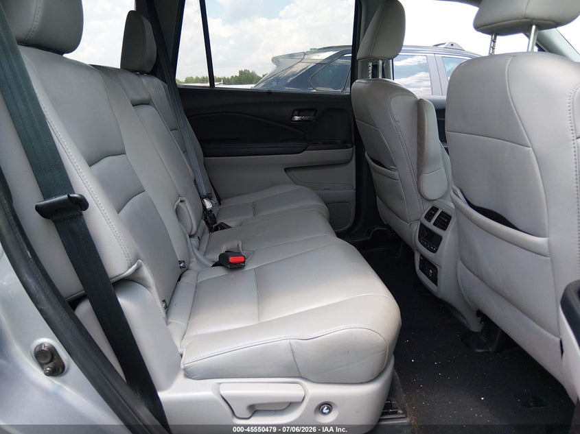 2020 Honda Pilot VIN 5FNYF6H4XLB014019 IAAI salvage auction — RIGHT FRONT, Salvage (North Carolina), sold $3,575 on 2026-08-21 (photo 8)
