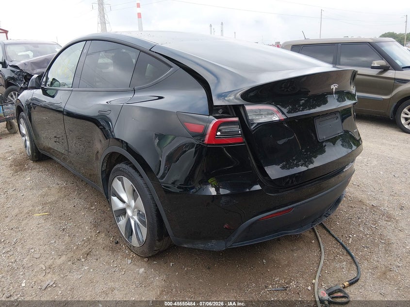 2020 Tesla Model y VIN 5YJYGDEE6LF012461 IAAI salvage auction — RIGHT SIDE, Salvage (Indiana), sold $6,800 on 2026-08-28 (photo 3)
