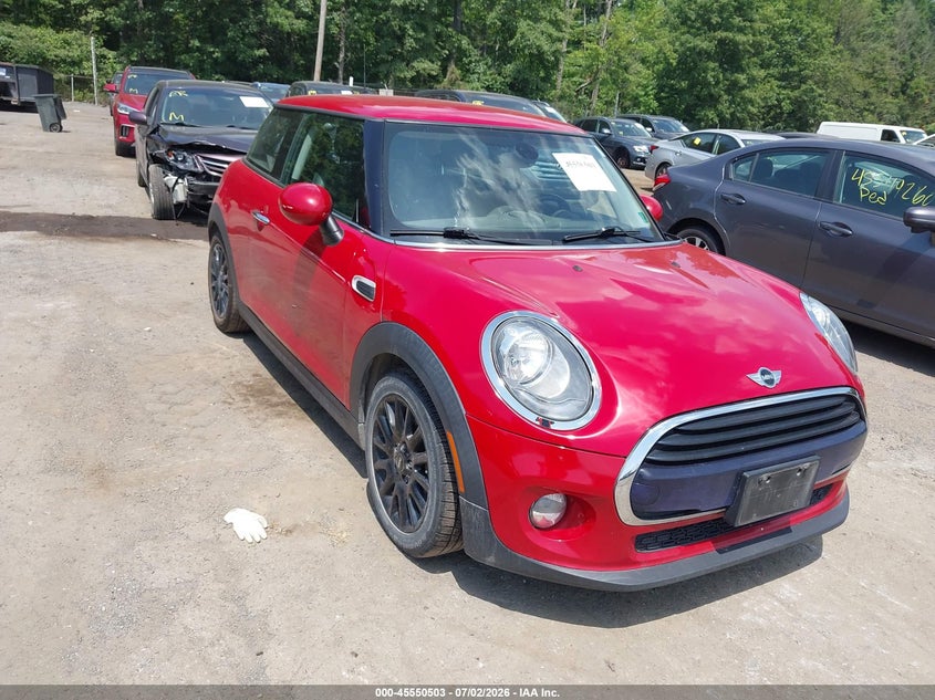 2018 Mini Hardtop VIN WMWXP5C57J3C65173 IAAI salvage auction — NORMAL WEAR, Clear (Virginia), sold $675 on 2026-07-29 (photo 1)