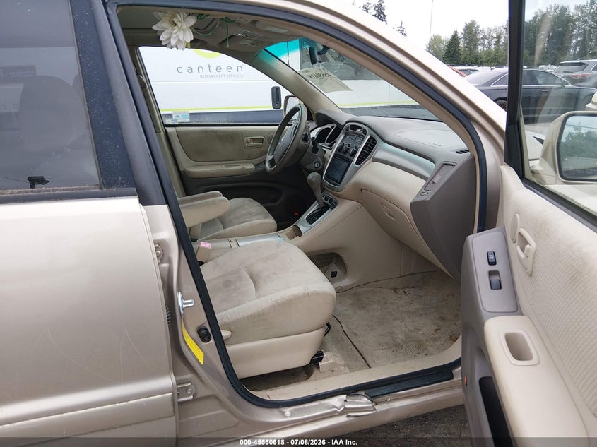 2007 Toyota Highlander hybrid VIN JTEEW21A270044708 IAAI salvage auction — NORMAL WEAR, Clear (Washington), sold $800 on 2026-07-15 (photo 5)