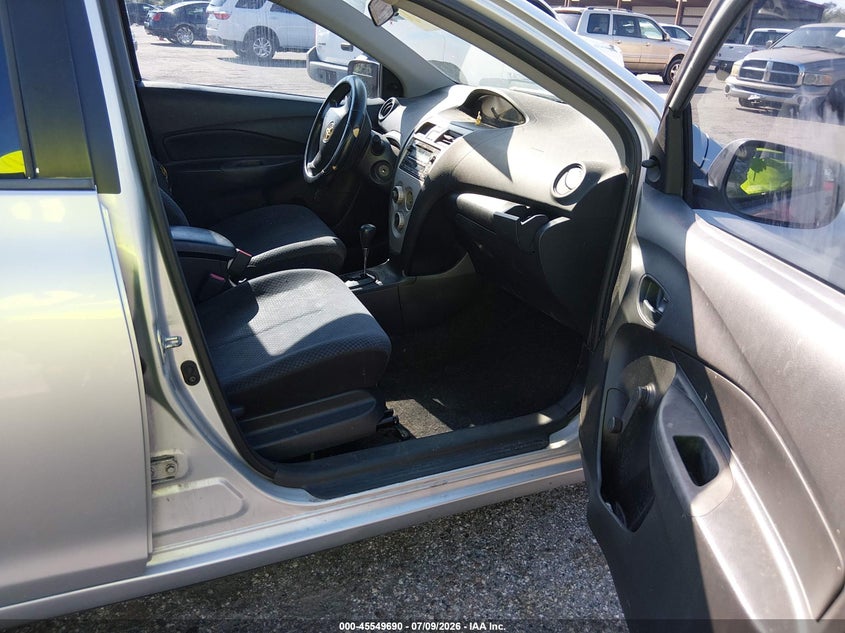 2008 Toyota Yaris VIN JTDBT923984024085 IAAI salvage auction — NORMAL WEAR, Clear (Florida), sold $300 on 2026-07-28 (photo 5)