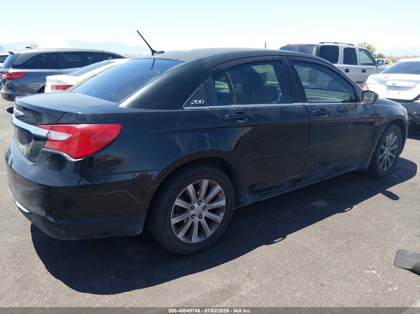 2014 Chrysler 200 VIN 1C3CCBBG5EN113953 IAAI salvage auction — NORMAL WEAR, Salvage Title, sold $300 on 2026-07-24 (photo 4)